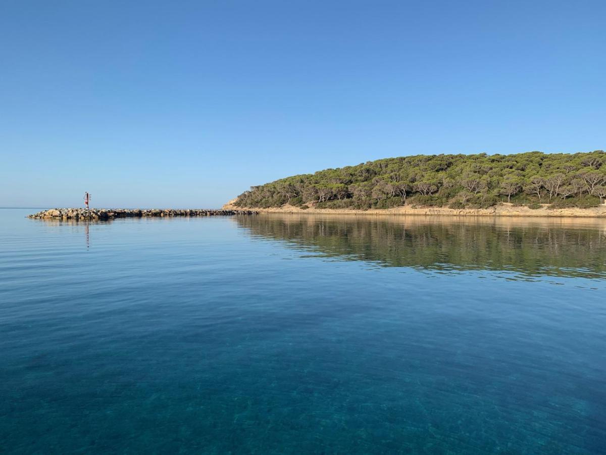 Villa Aquamarina Pavoncella Blu Porto Pino Exterior photo